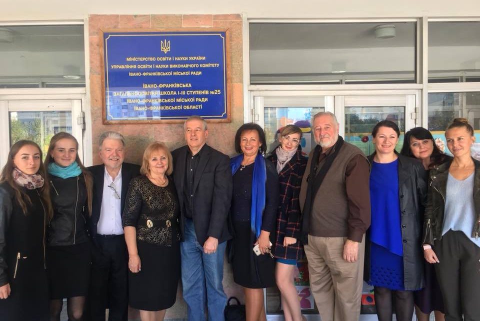 43878298_2387624137960538_2984601210968866816_n