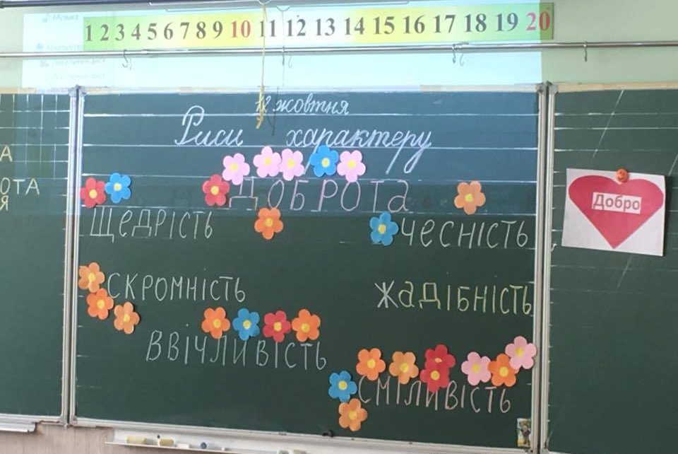 44033469_2387623057960646_205486074552647680_n