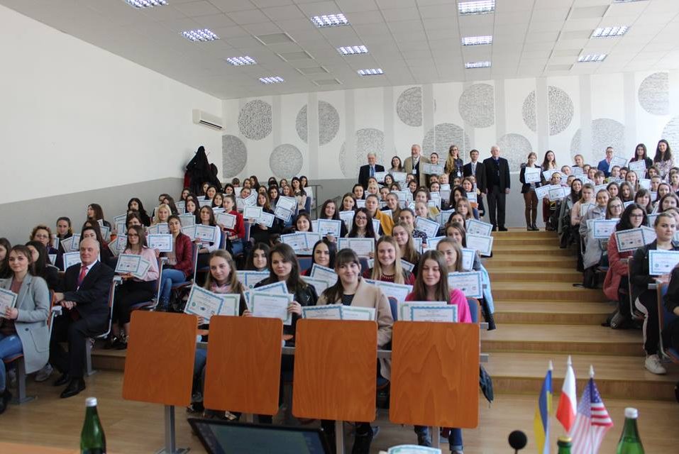 56823389_2652951494761133_1957036384254427136_n